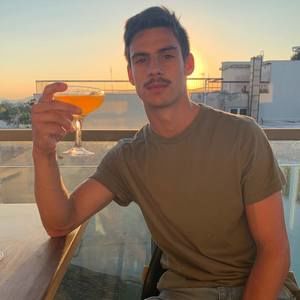 Meet your Posher, Jay